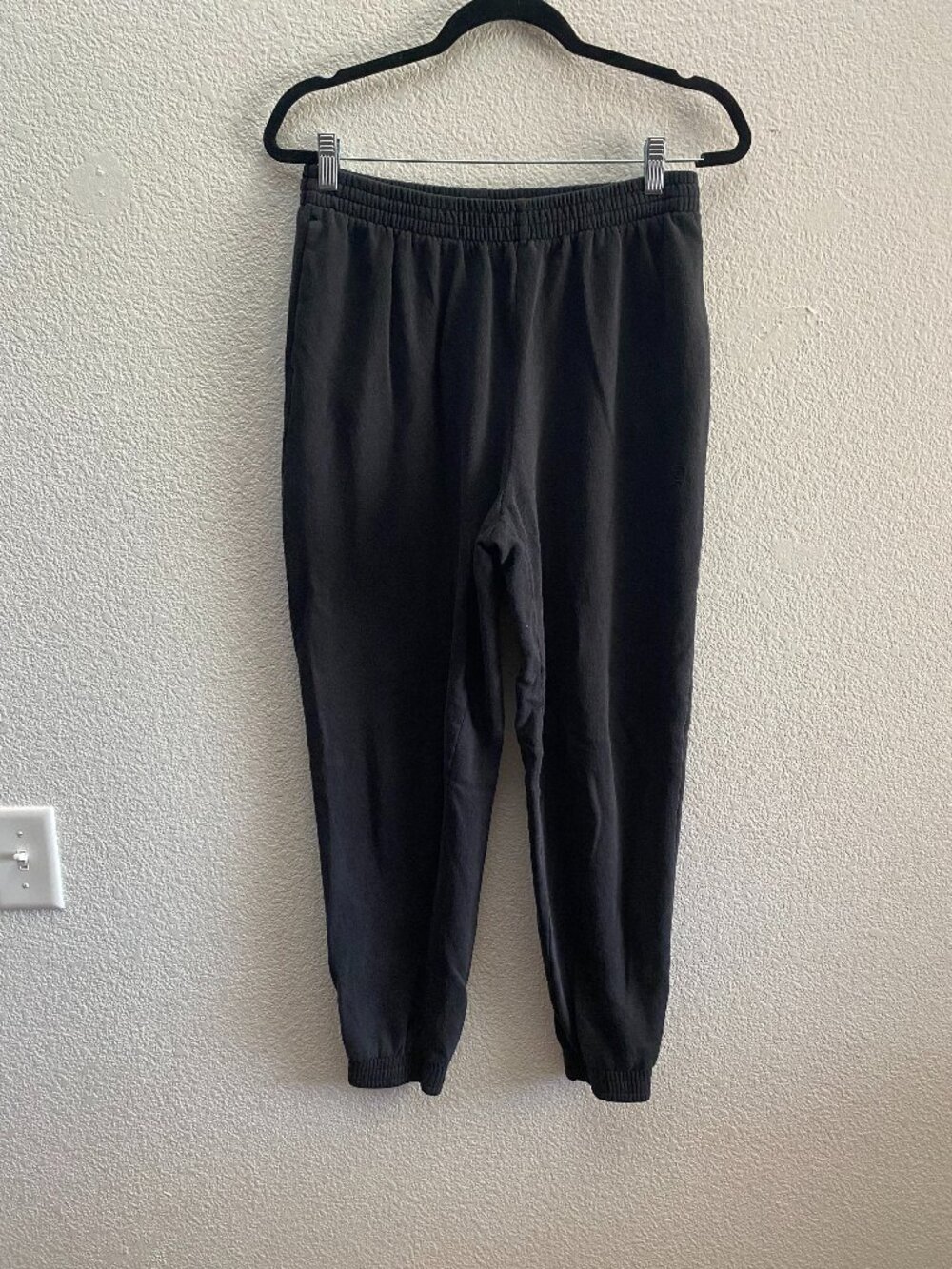 PINK Victoria's Secret Jogger Sweatpants Size Medium Black 28 Inch Inseam